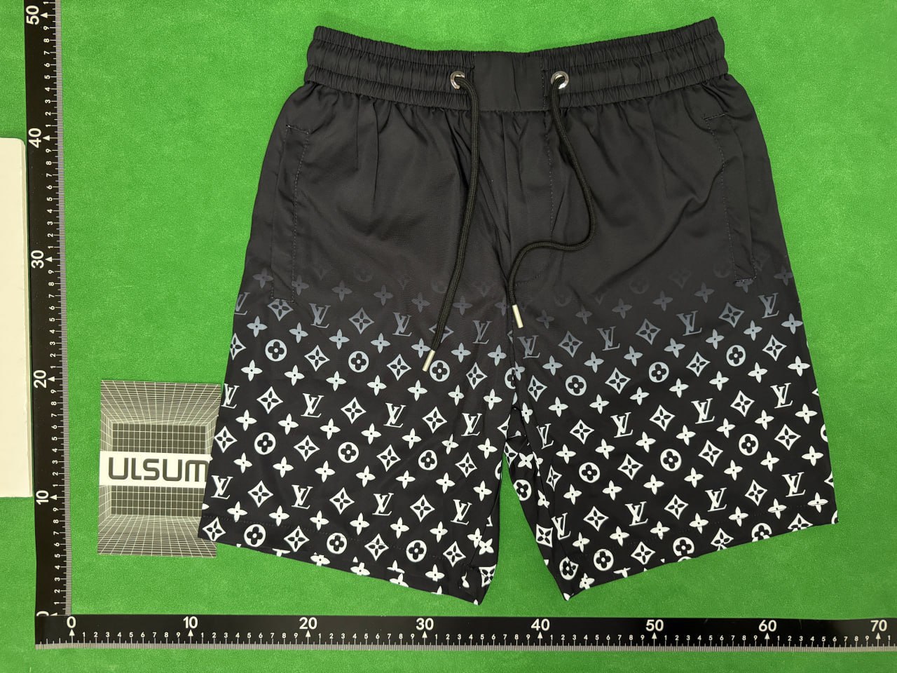 Louis Vuitton shorts -4