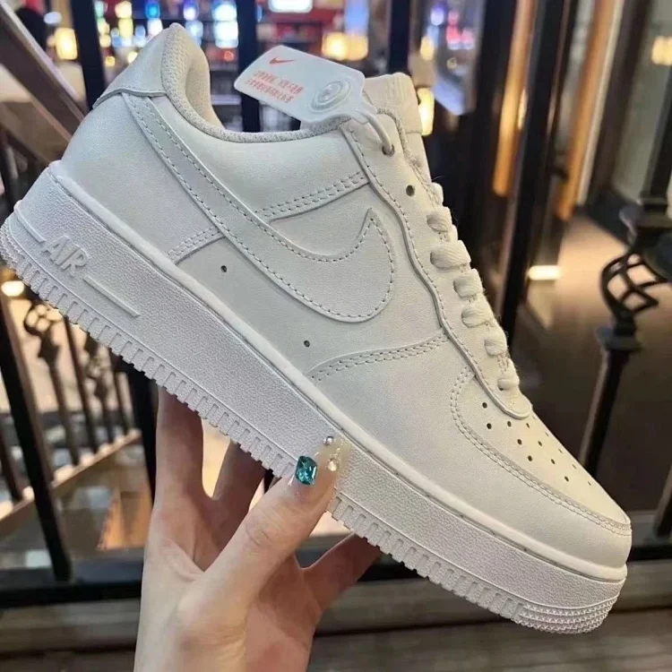 AF 1 shoes