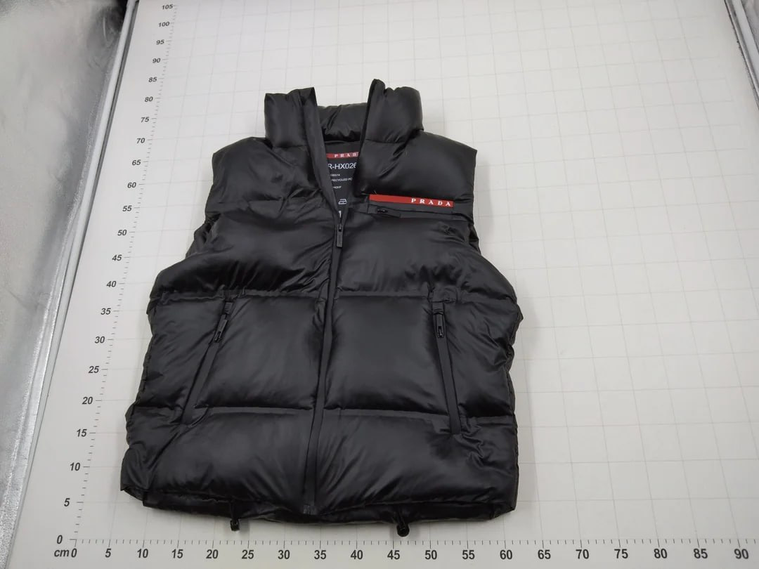 Chaleco Prada -3