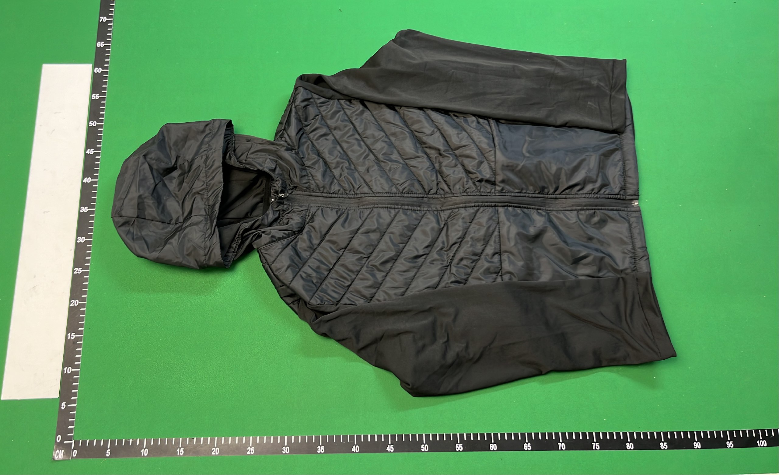  Nike Men's Lightweight Hooded Jacket with Zipper Closure -2