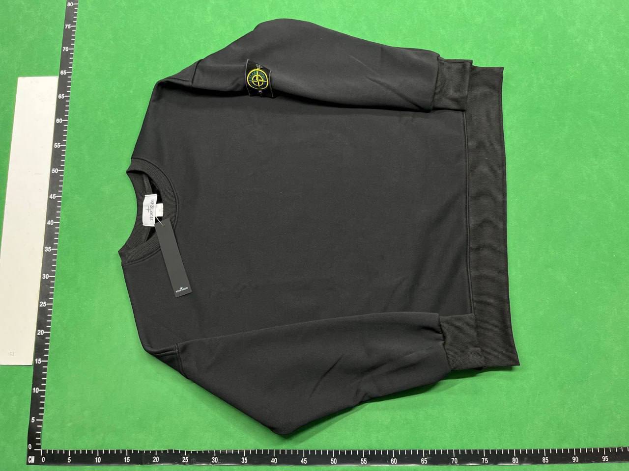  lsland Sweater -3