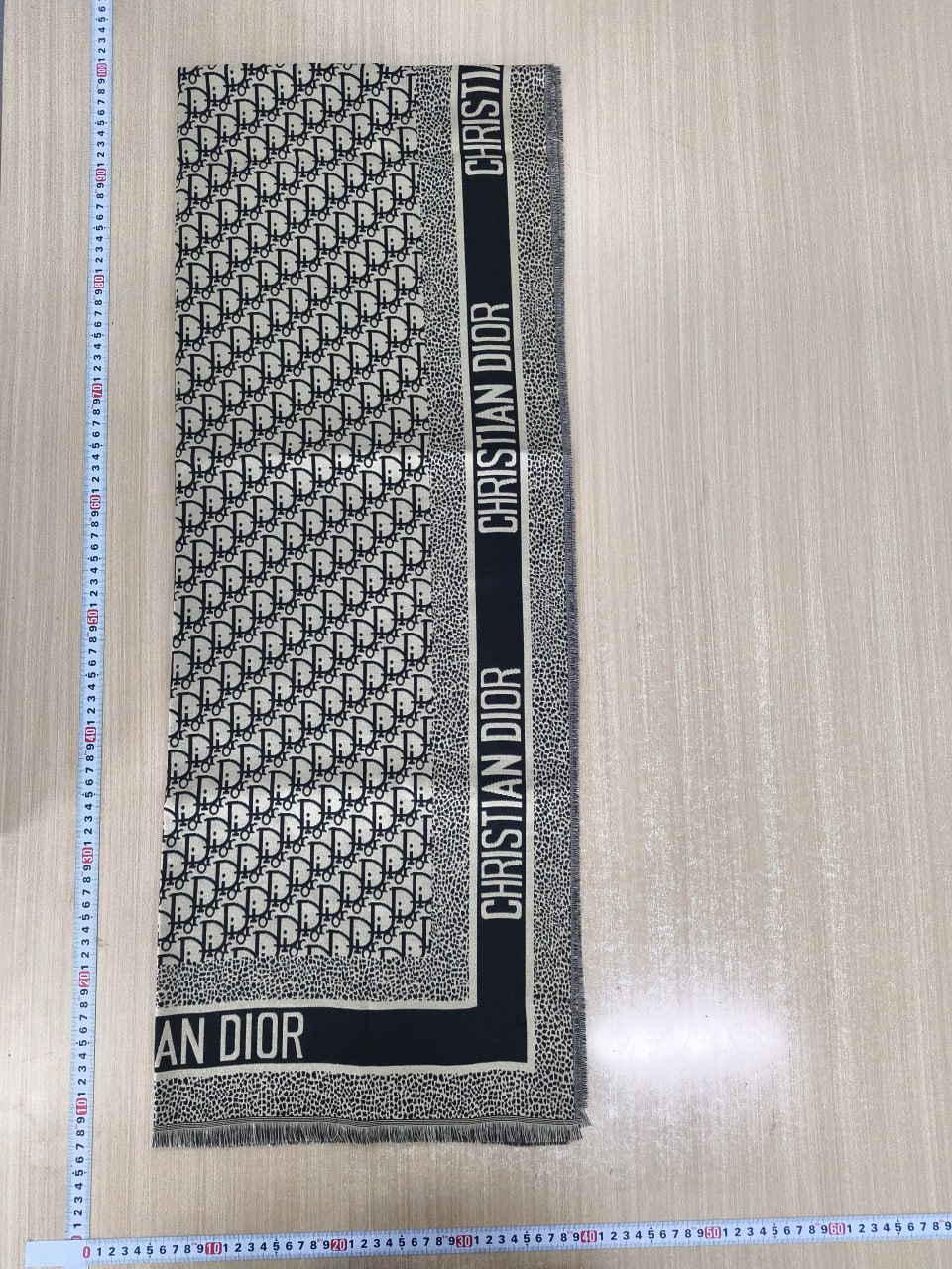  Dior scarf -4