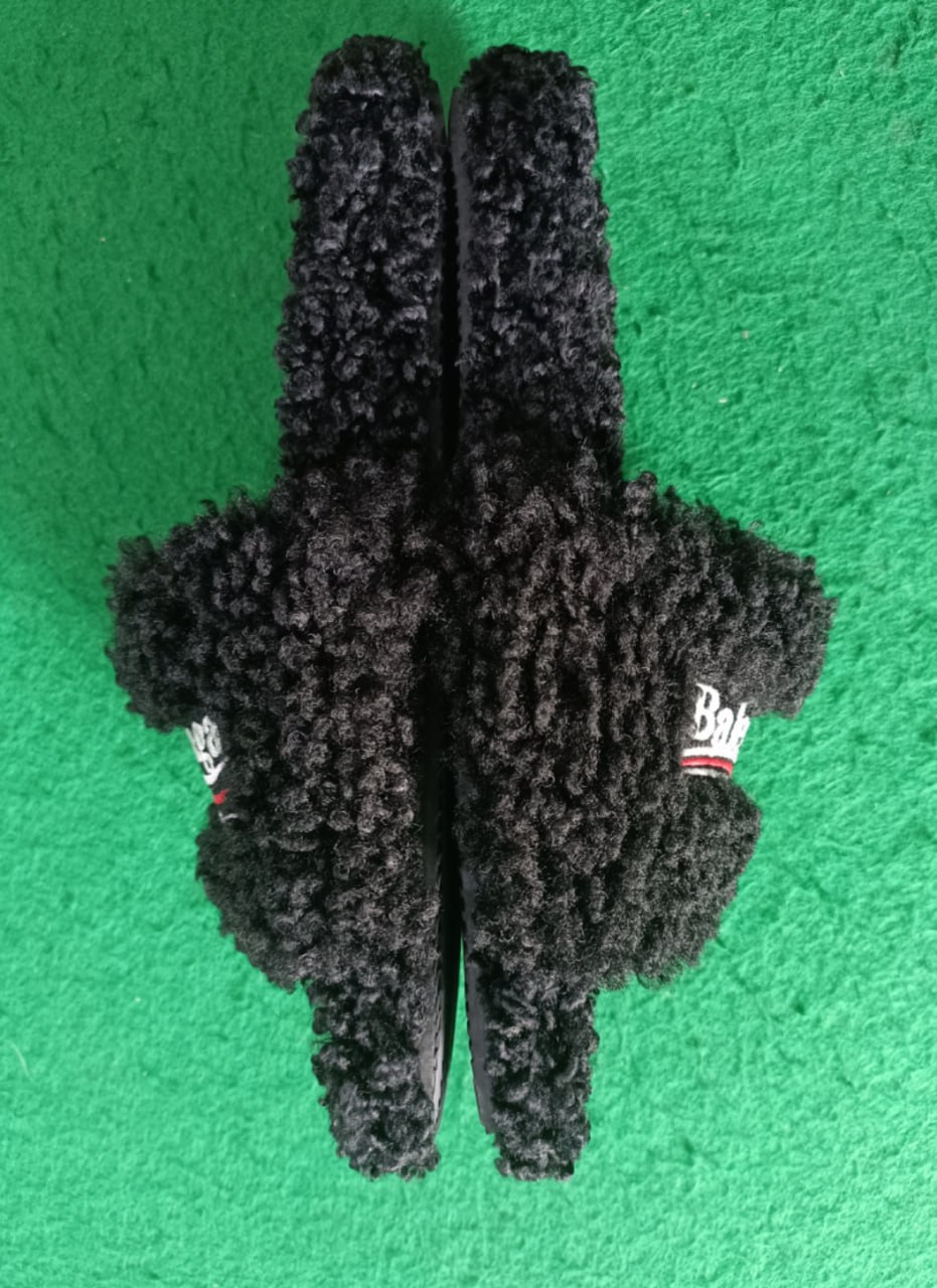     Balenciaga FURRY  -4