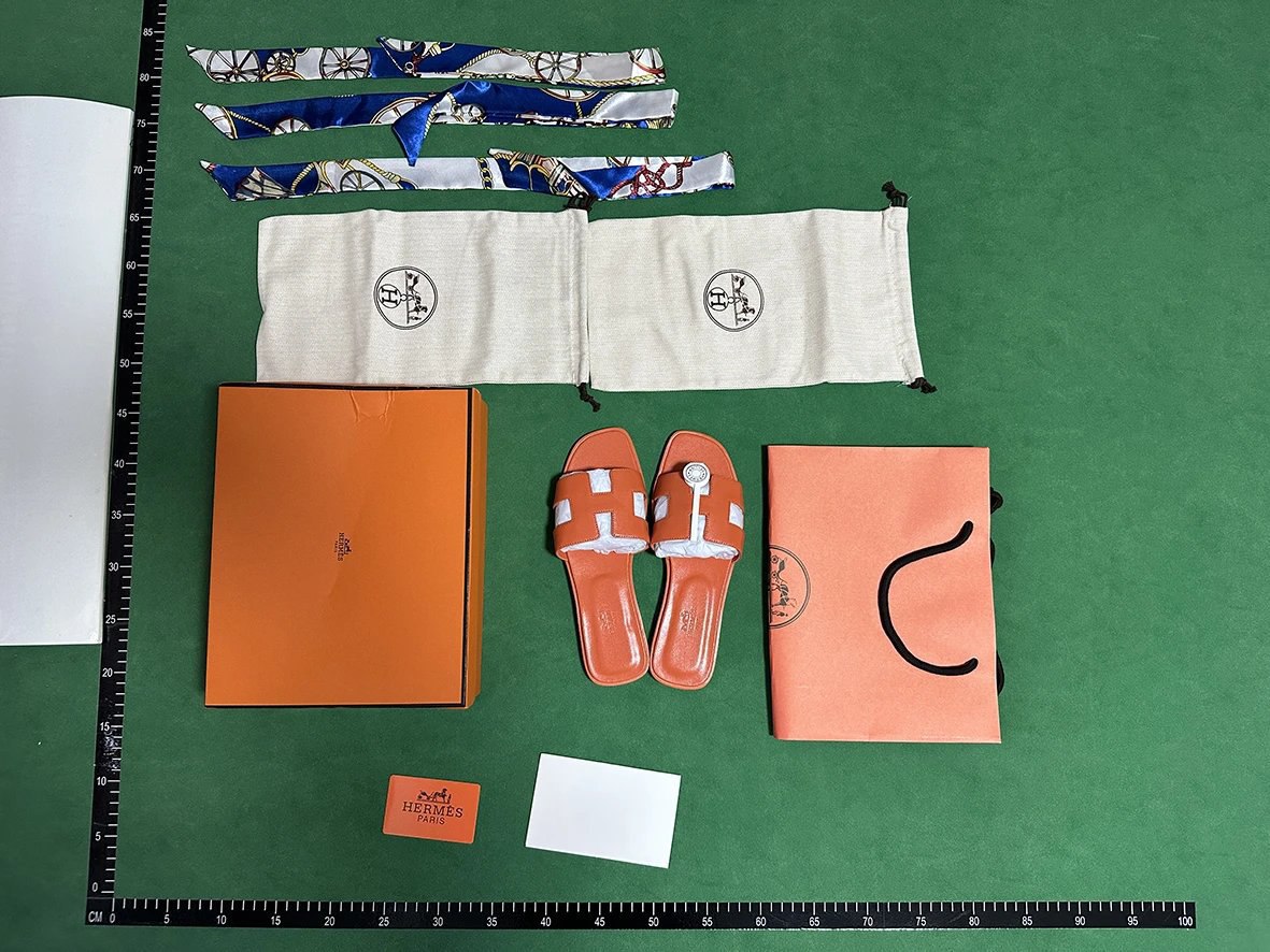  Hermes slippers -2