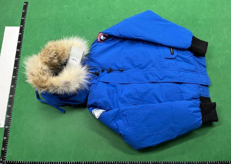  Canada Goose Down Jacket -2