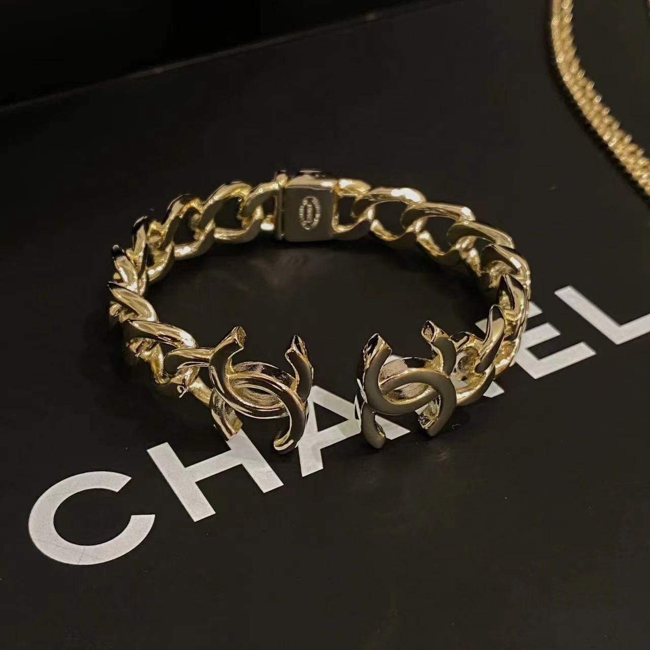  Chanel CC Logo Chain Bracelet [11 styles] -3