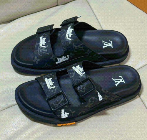 Louis Vuitton Archlight Slides