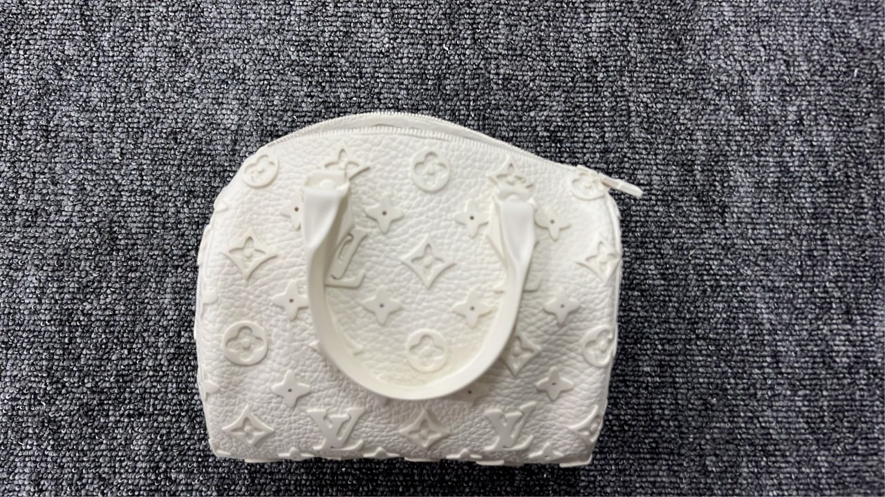  Louis Vuitton Speedy Bag Vase Composed of Jesmonite -4