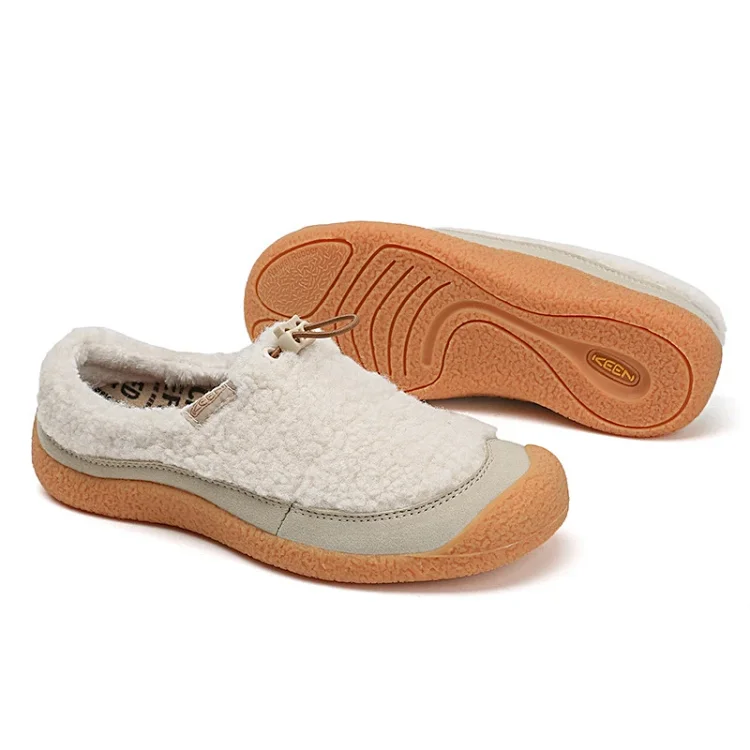   KEEN Plush shoes