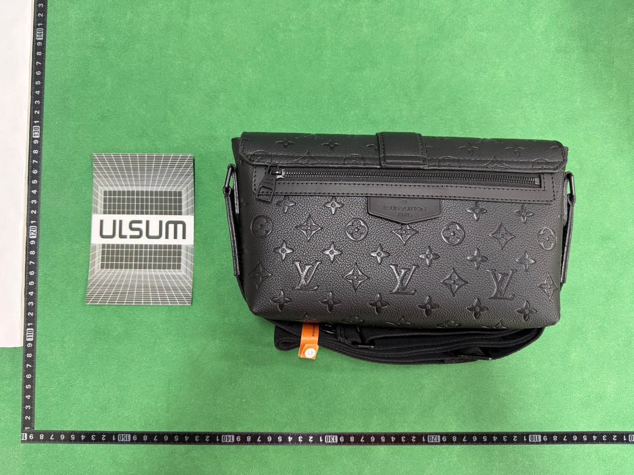 Louis Vuitton genuine leather bags -4