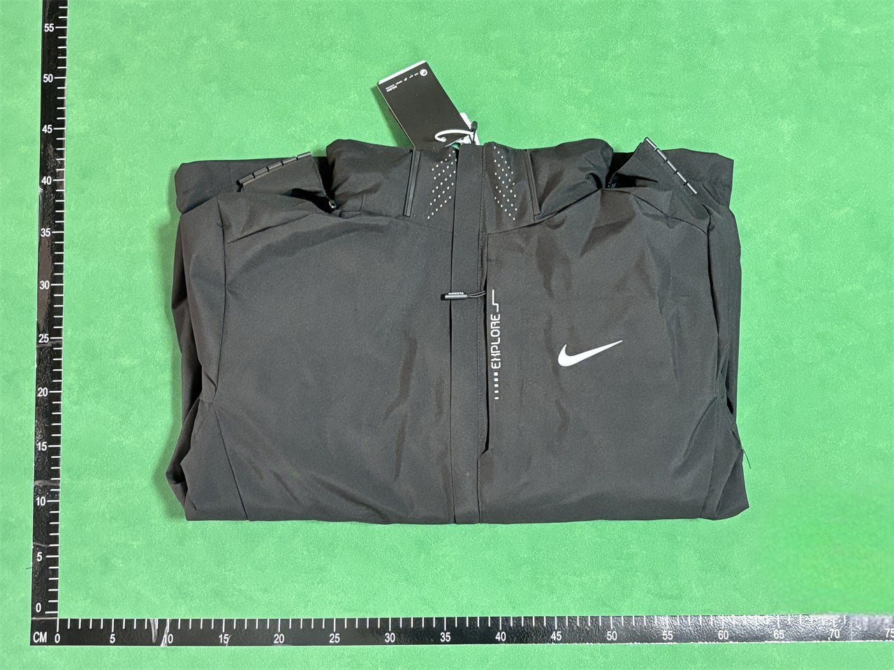 Under Armour suit -4