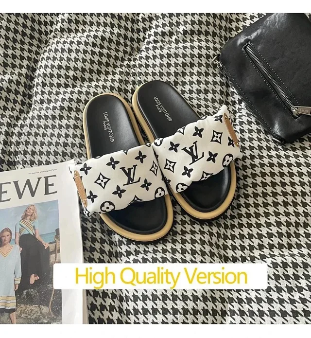    Louis Vuitton LV 2025 Internet celebrity summer new thick-soled magic casual couple platform slippers -2