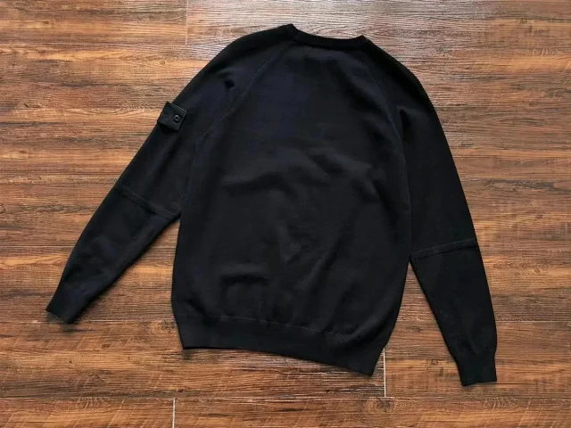 Stone Island Round Neck Badge Sweater Slim Knit Top -2