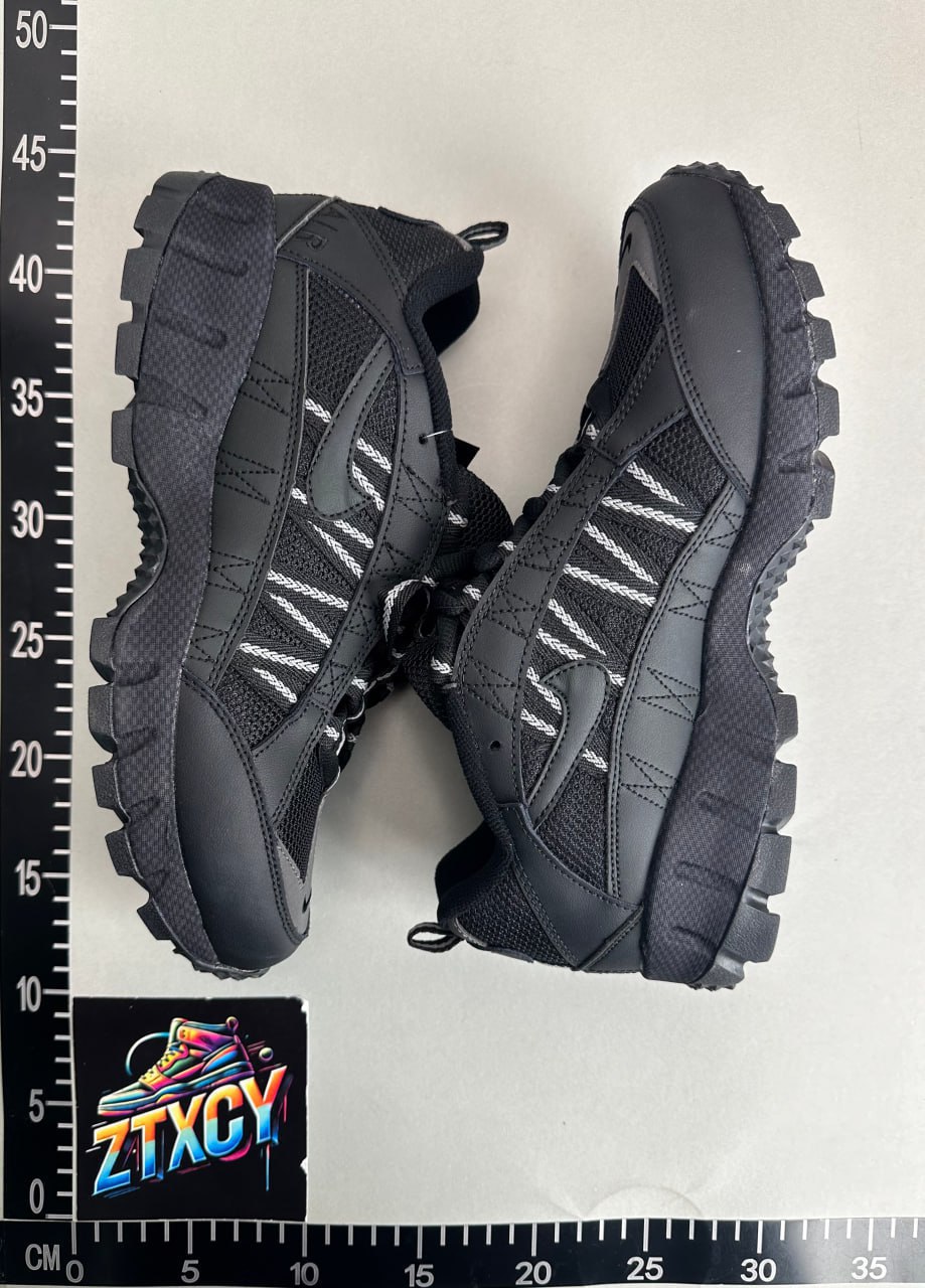 Nike Air Humara QS -2