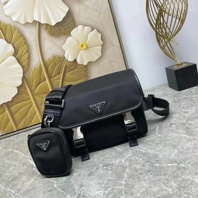 Prada bag -2
