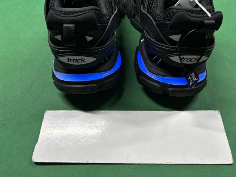  Balenciaga Track -3