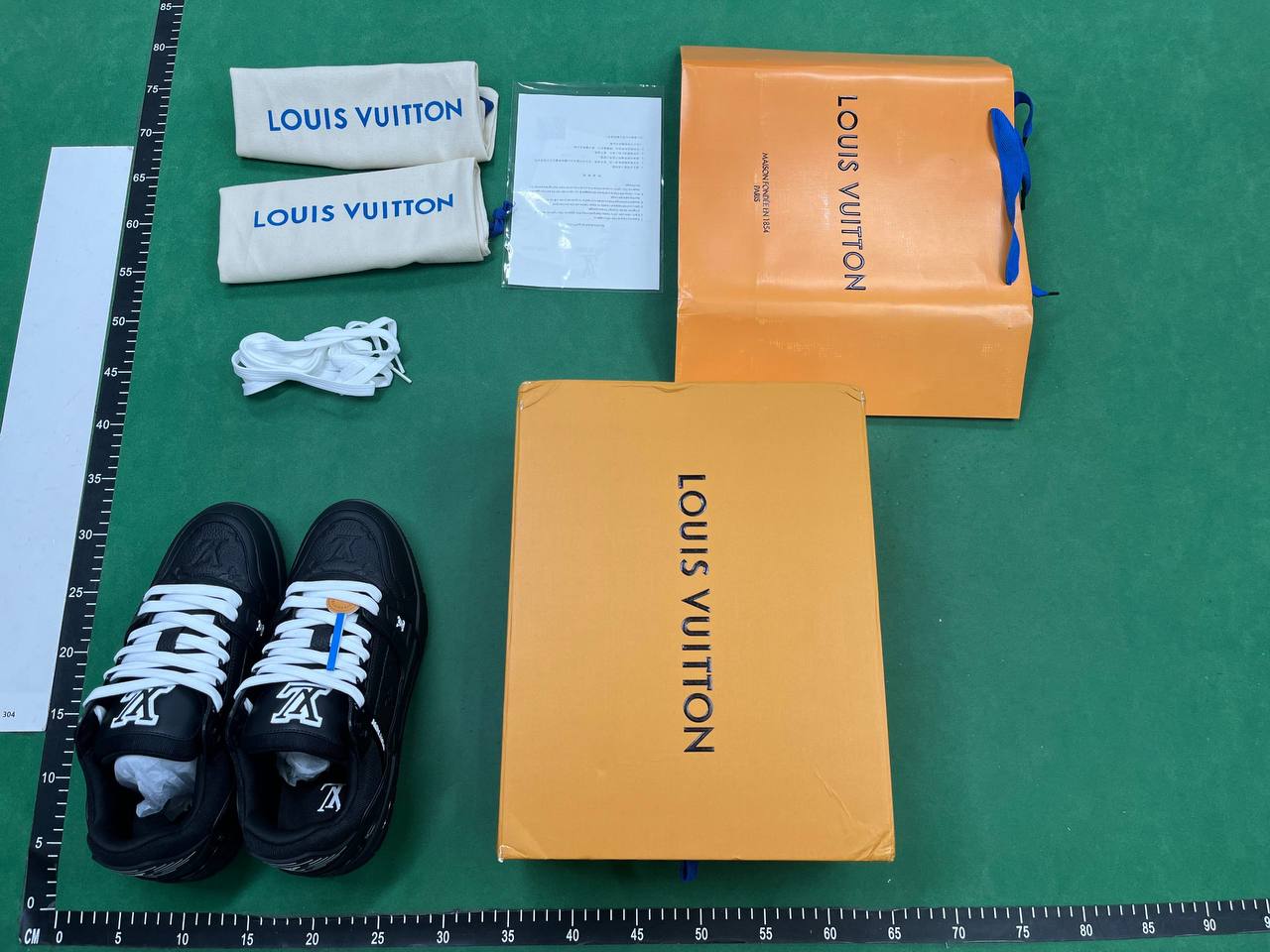  LV SHOES -4