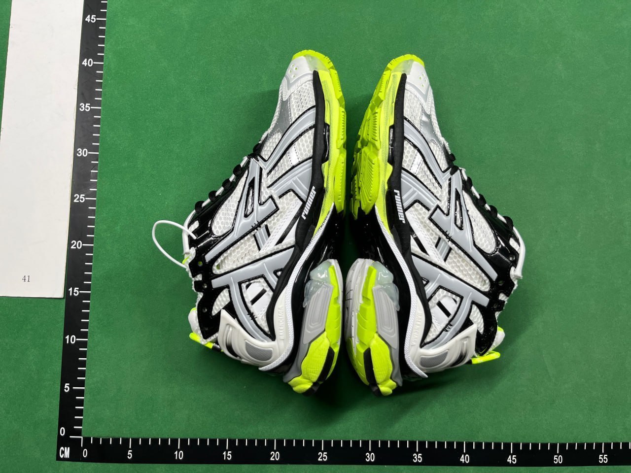 Balenciaga runner -5
