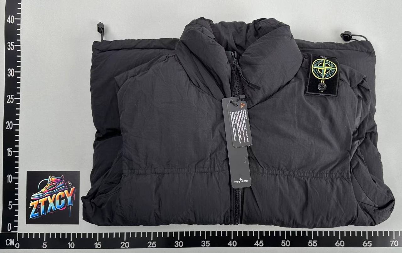  Stone Island Vest -4