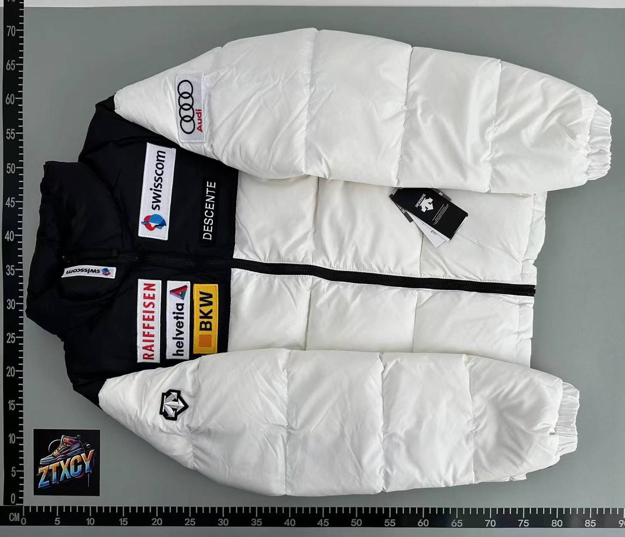  Descente Ski Jacket -4