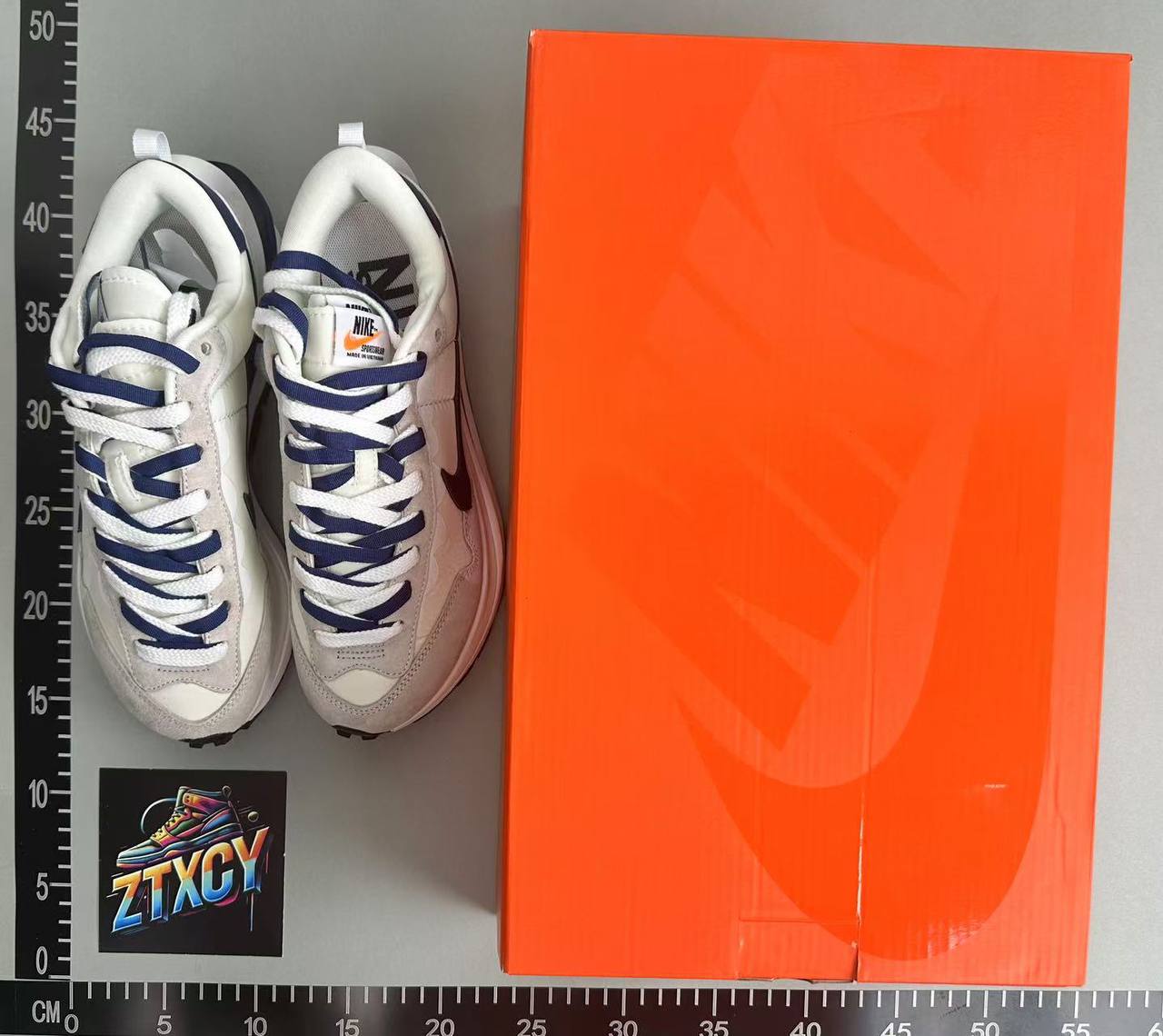  Nike Sacai -2
