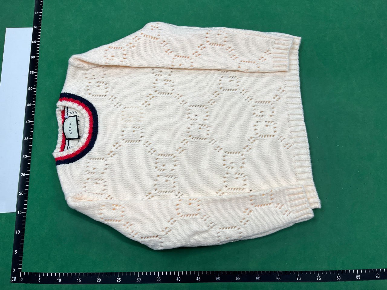 Gucci knitted sweaterhoodie&down jacket&down vest&coat -4