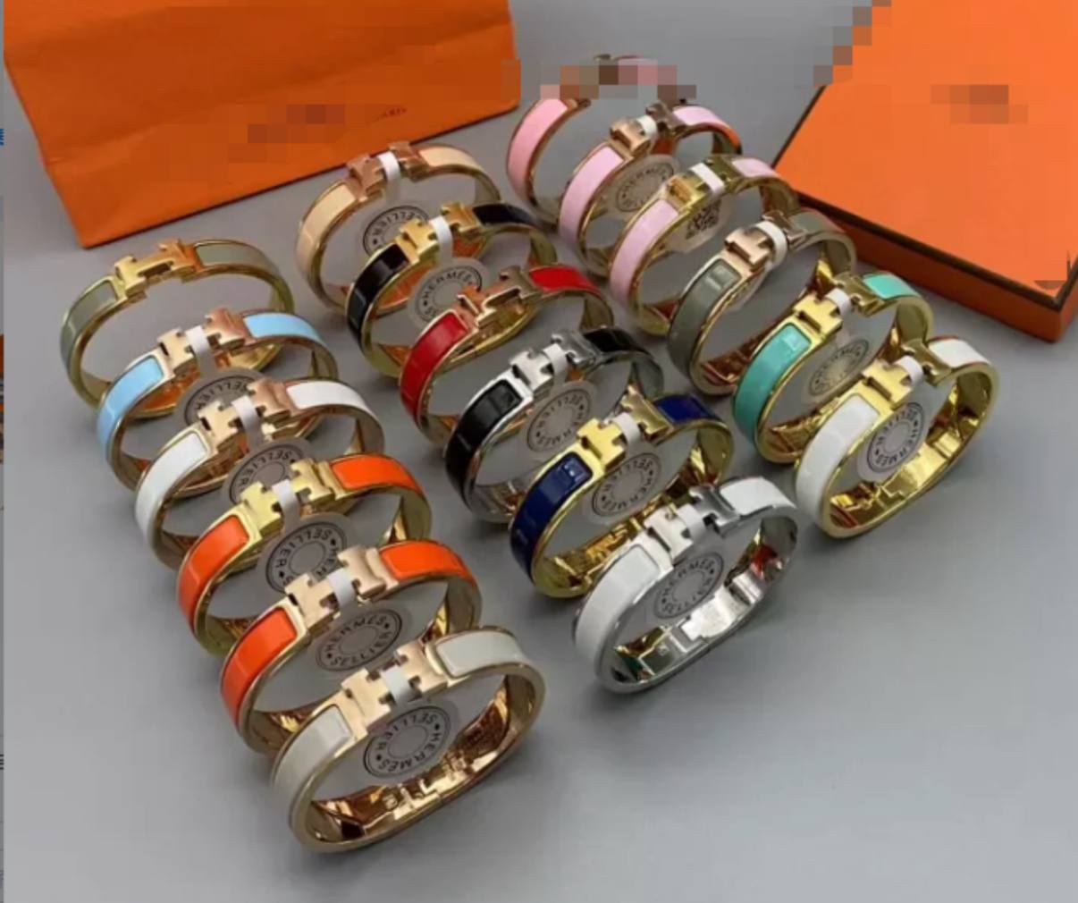 Bracelet hermes ( beaucoup de différentes couleurs)