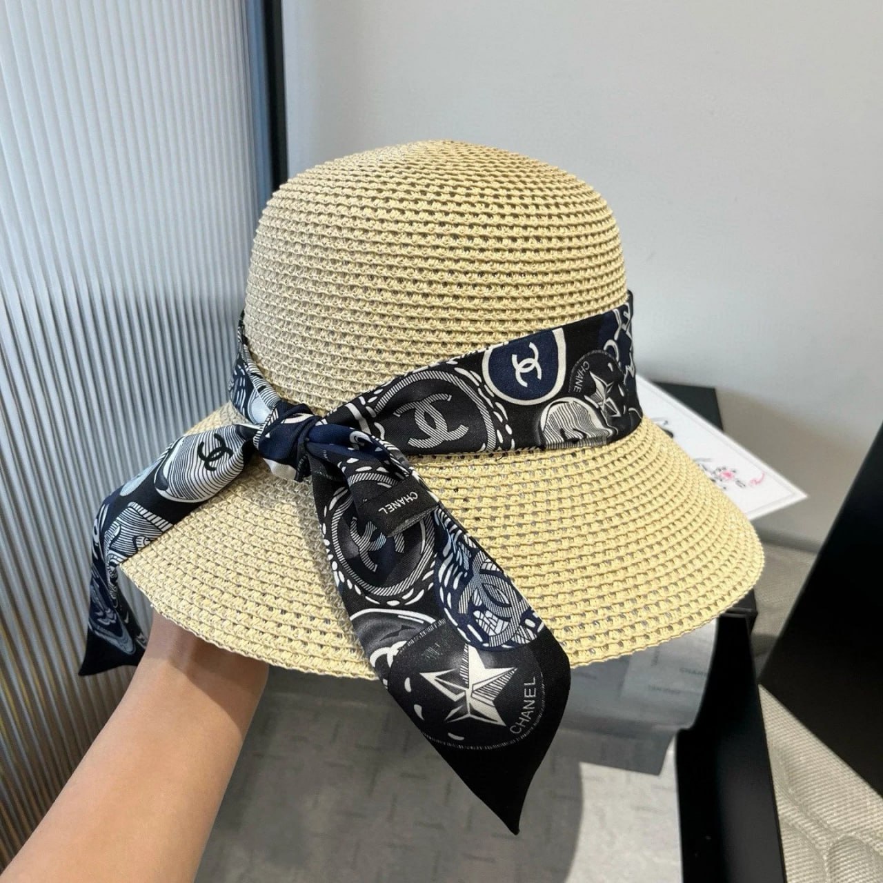 CHANNEL HAT   -4