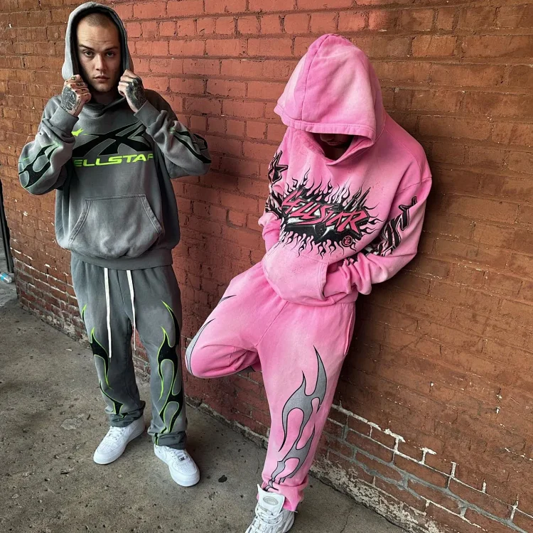 HELLSTAR Flame Print Hoodie an