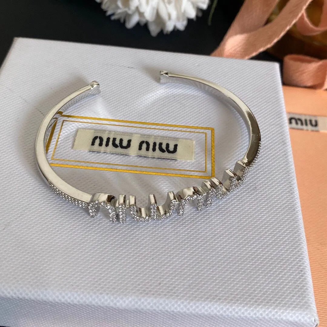    Miumiu bracelet -4