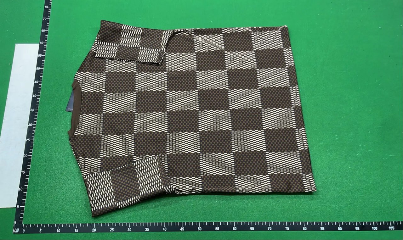   Louis Vuitton Tee -3
