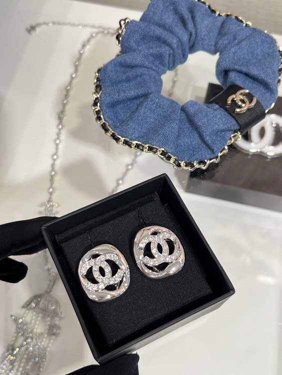 Celine silver full diamond double C hollow square earrings -4